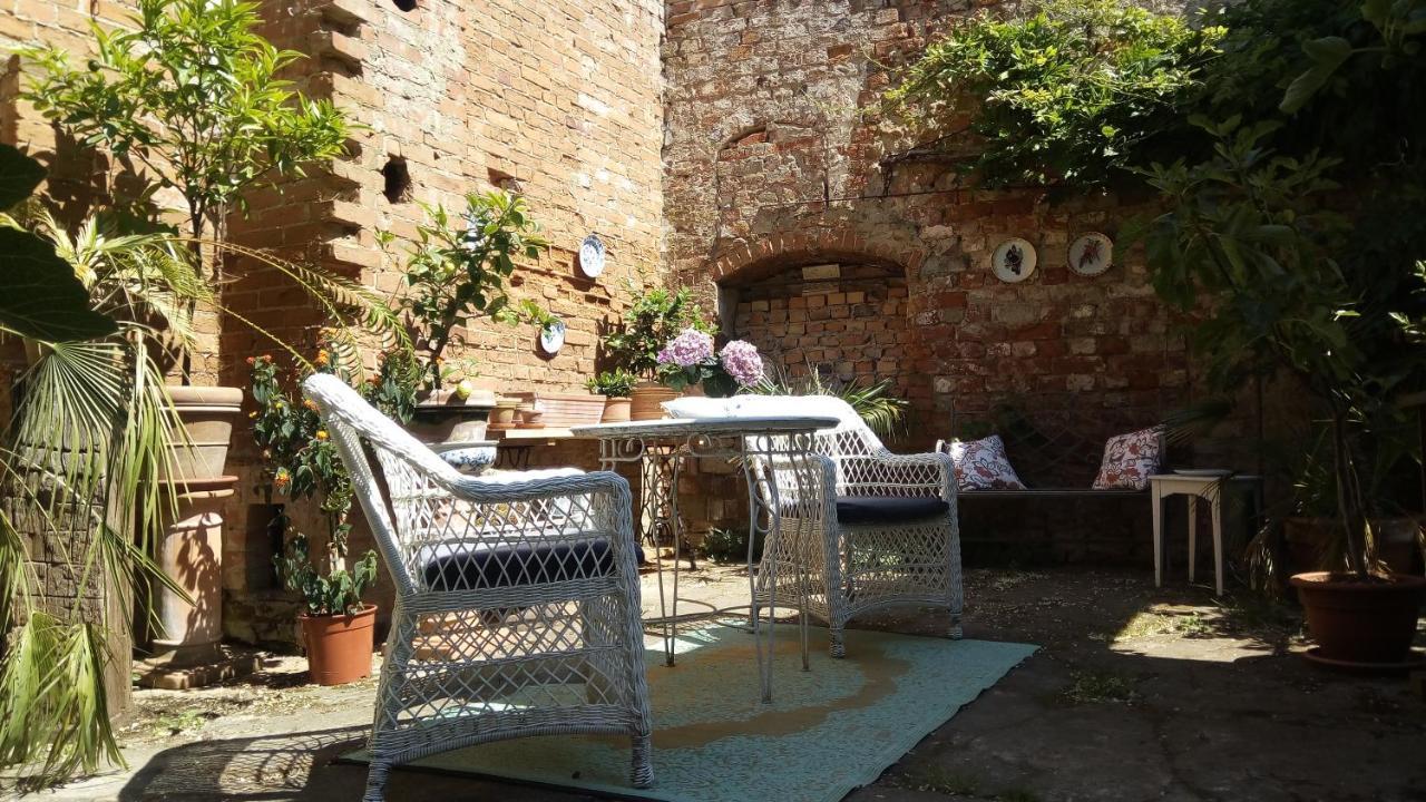 Gartenzimmer Im Schloss Neuhausen Neuhausen  Exterior foto